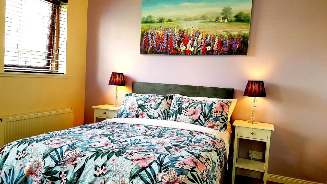Inverness City 2 Bedroom Free Parking Εξωτερικό φωτογραφία