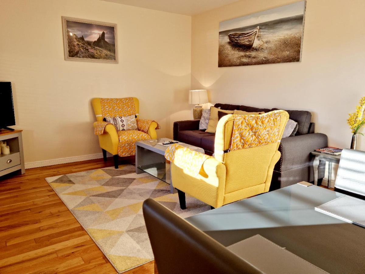 Inverness City 2 Bedroom Free Parking Εξωτερικό φωτογραφία